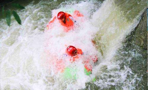 黄冈毕升大峡谷漂流