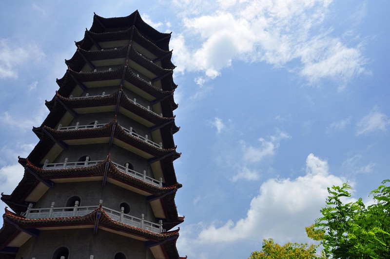 大冶小雷山温泉会议拓展基地