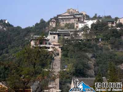 红安天台山拓展训练基地