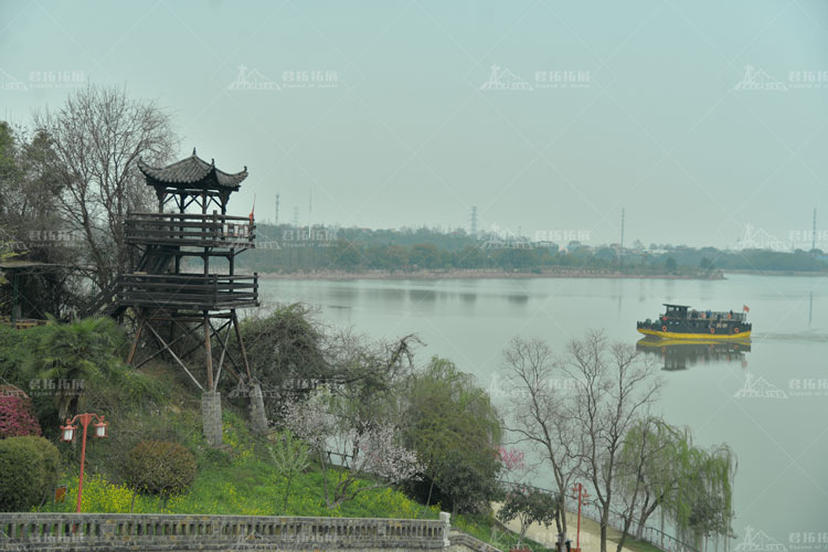 张公山寨度假山庄