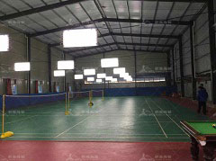 羽毛球场.jpg
