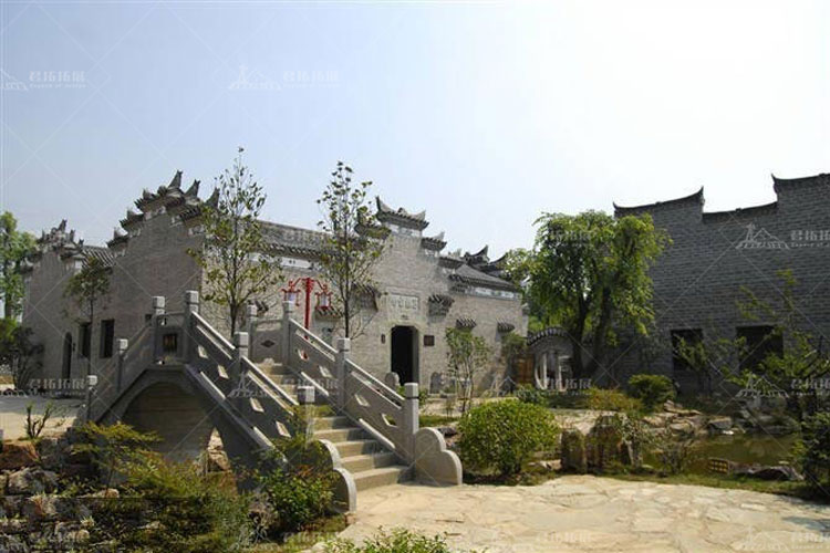 张公山寨度假山庄