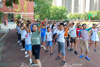 拦江堤中学军训拓展