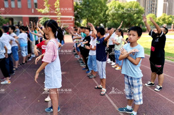 拦江堤中学军训拓展