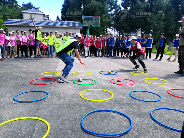 均衡教育户外拓展活动