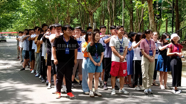 武汉生物工程学院校内拓展培训