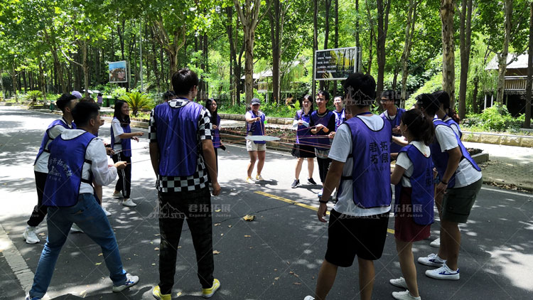 武汉生物工程学院校内拓展培训