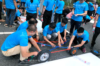 中国质地大学金龙水寨MBA和MPA学员素质培训