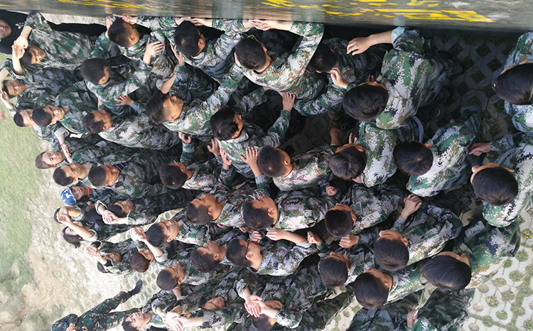 武汉吉家地产黄陂田田教育基地魔训