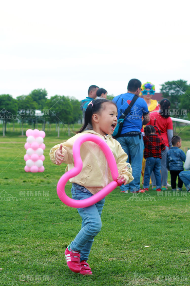 世茂龙湾紫薇都市田园家庭日