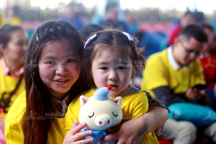 世茂龙湾紫薇都市田园家庭日