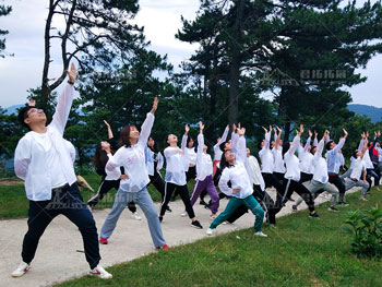 融创6月大别山徒步拓展