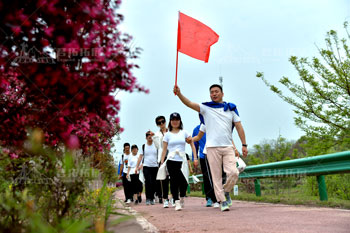 金地商置木兰花谷徒步活动