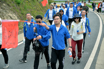 金地商置木兰花谷徒步活动