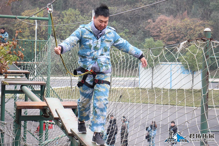 世纪信地产 两天国防园 魔训