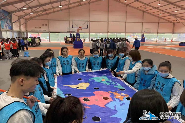 兰蔻全国美容CBD篮球场拓展活动