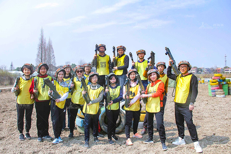 建设银行百果园拓展活动