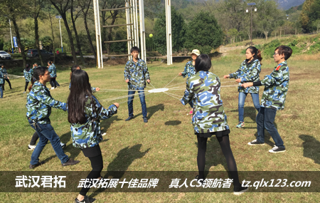 孝感爱儿美俏宝贝摄影双峰山拓展活动圆满成功