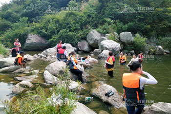 隐舍瑜伽龙潭冲拓展