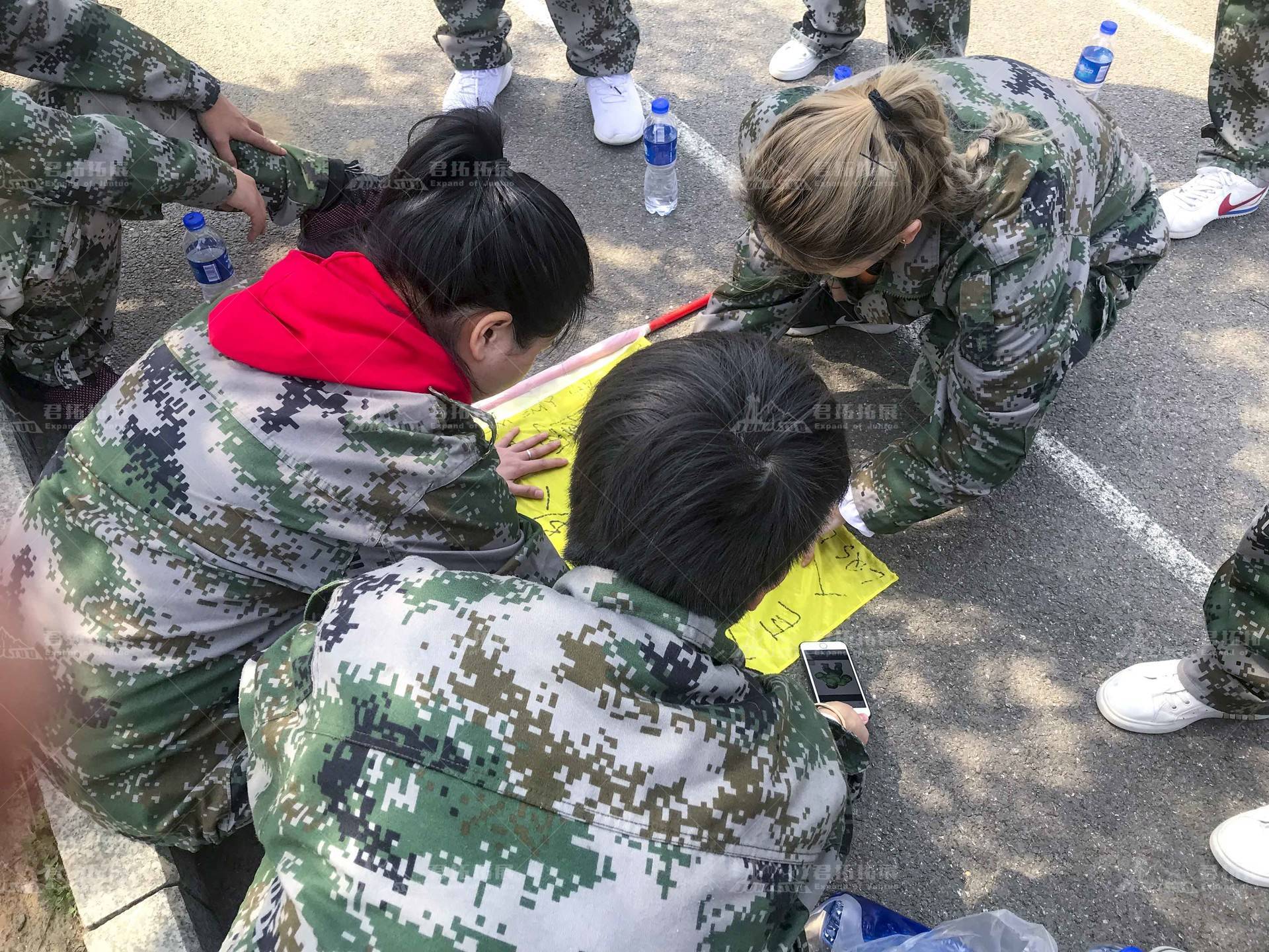 今日头条武汉大区国防园拓展趣味运动会