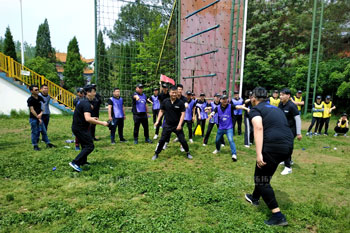 里得电力2019天紫湖春季拓展