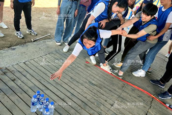 易佰集团百果园团建