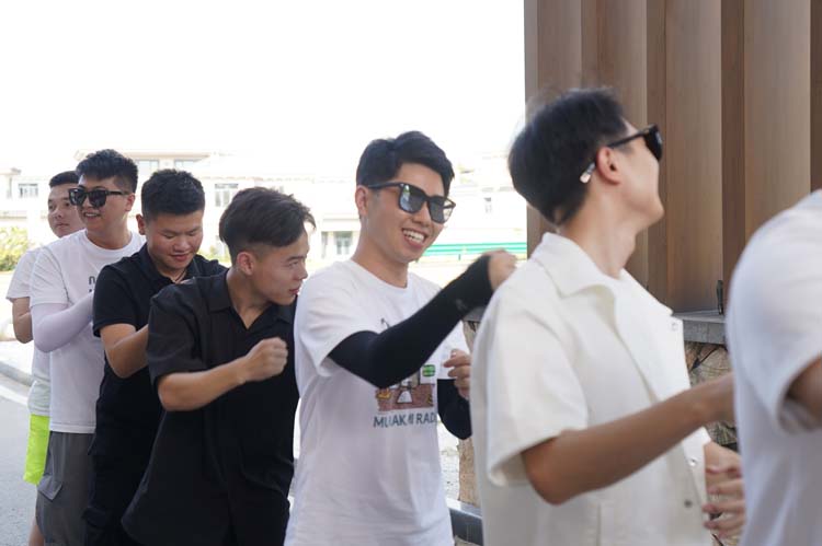 清凉夏日皮划艇团建