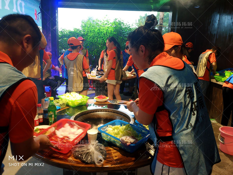 贵州益佰湖北分公司（县上）2019年度拓展活动