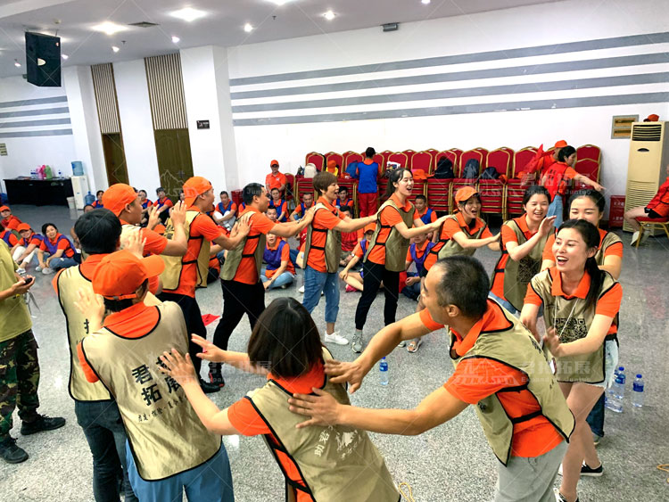 贵州益佰湖北分公司（县上）2019年度拓展活动