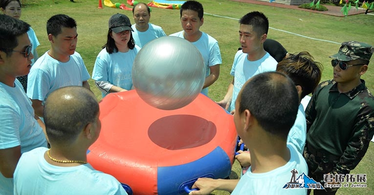 世茂龙湾(世茂物业华中区域)趣味运动会