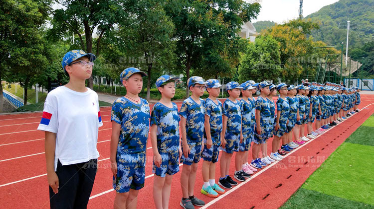 迷彩小兵夏令营第五期国防园