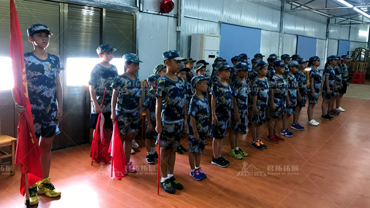 迷彩小兵夏令营第五期国防园